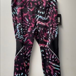 Avis Capri Workout Leggings